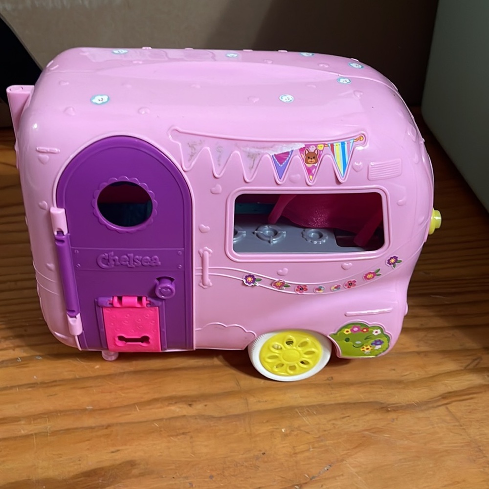 2018 Mattel Chelsea camper